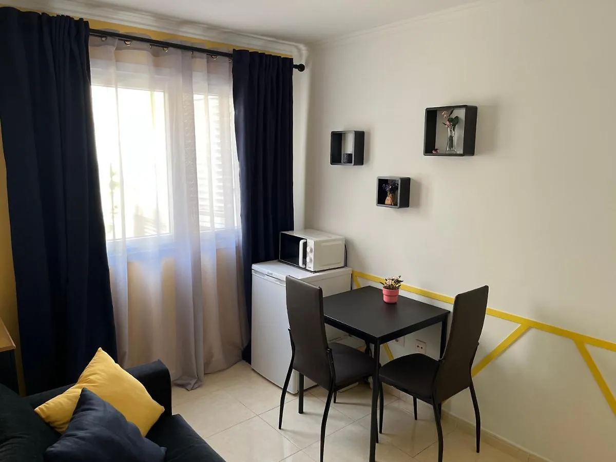 Privatunterkunft Ferienwohnung Brisas Del Mar Los Abrigos